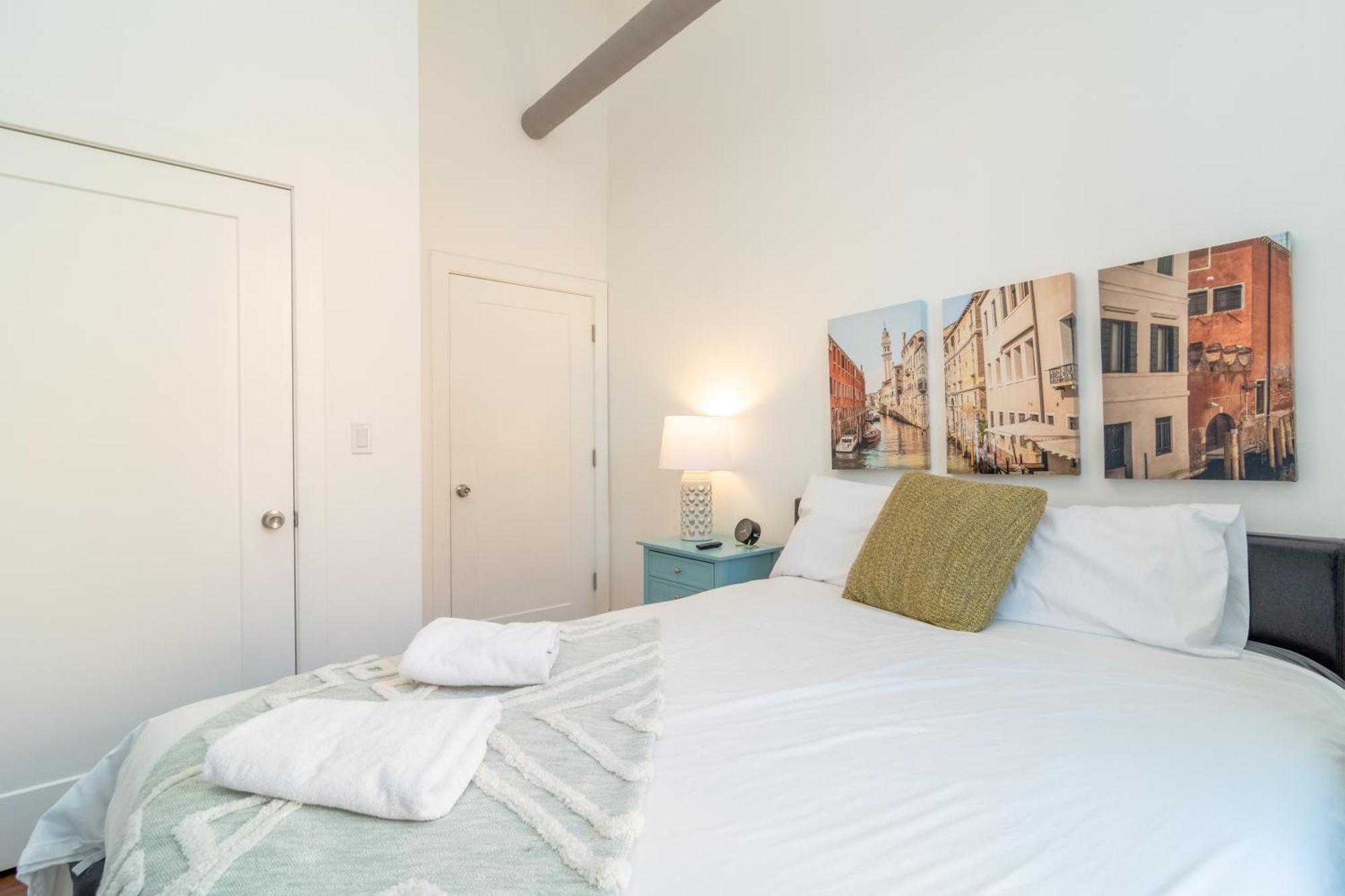 Mccormick Place 3Br-2Ba With Optional Parking - Sleeps 8 Chicago Eksteriør bilde